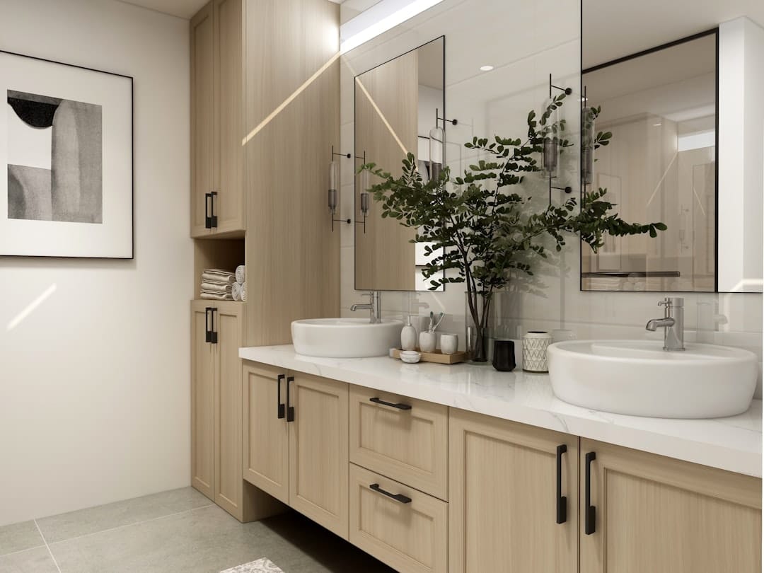 Composizione doppio lavabo bagno alta gamma con top in marmo