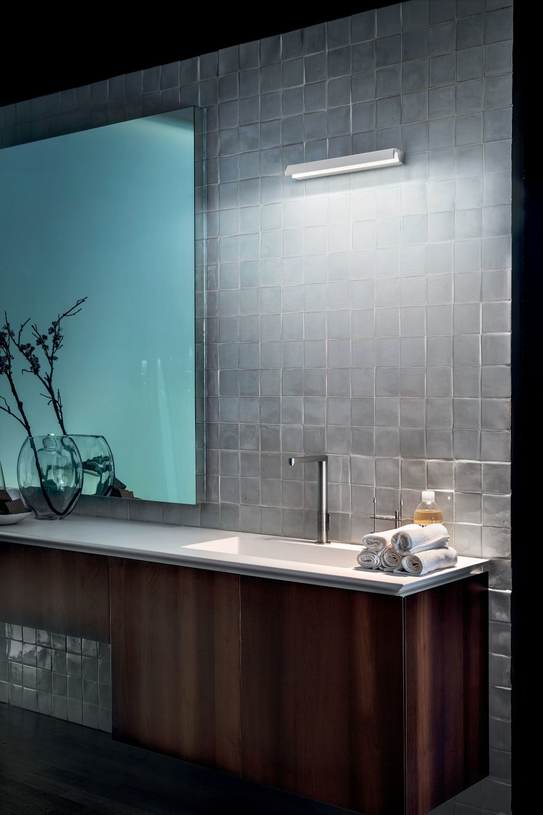 lampada bagno halfpipe Linealight