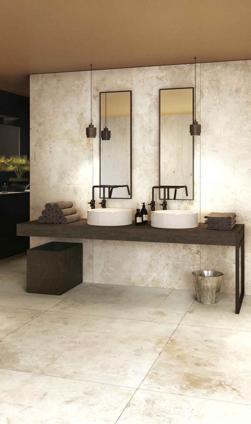 bagno in gres effetto metallico