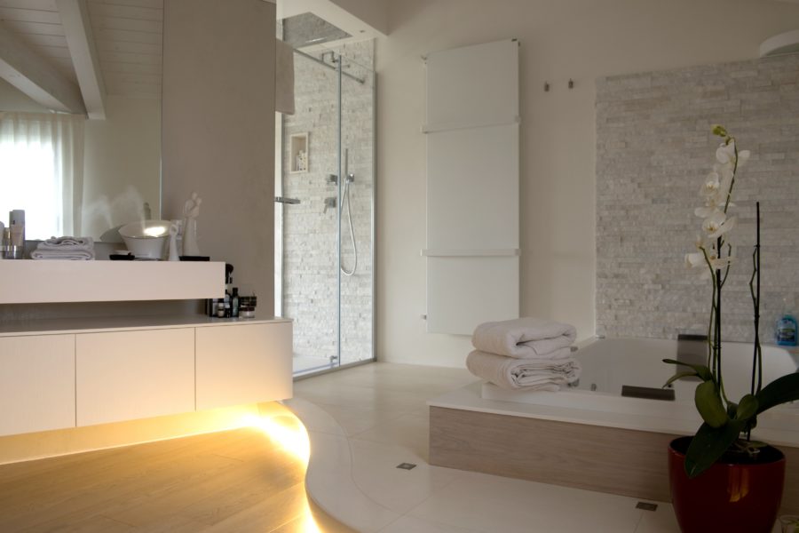progettare la zona doccia in hotel. E-book