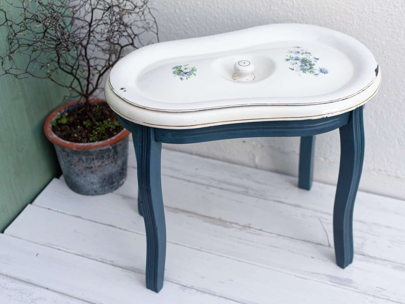 bidet francese del 1930 in legno e porcellana