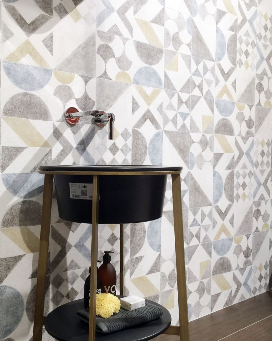 gres effetto cocciopesto decoro geometrico