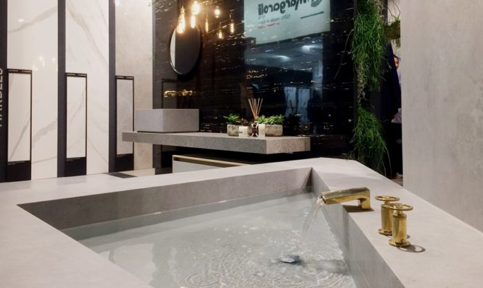 rivestire il bagno con il gres grande formato