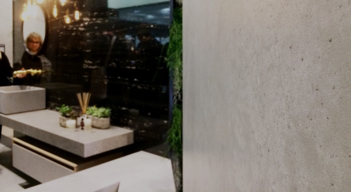 rivestire il bagno con il gres grande formato
