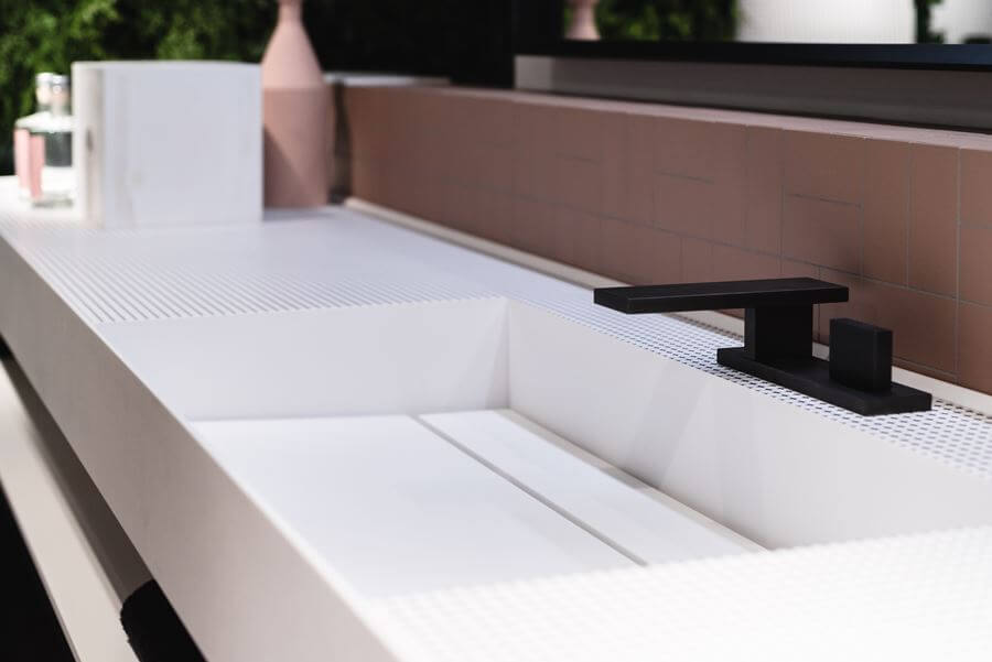lavabo bagno in corian