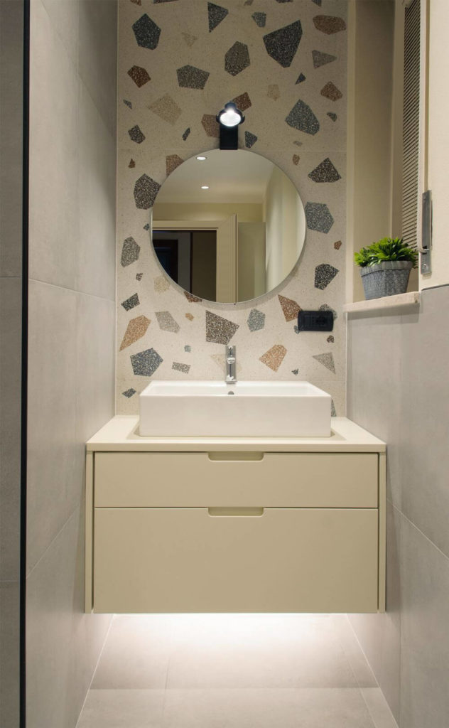 mobile bagno in nicchia