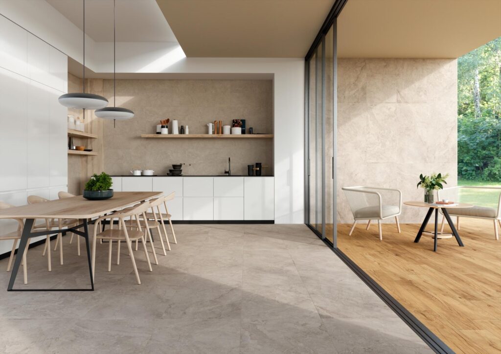 zona living con piastrelle in gres antibatterico
