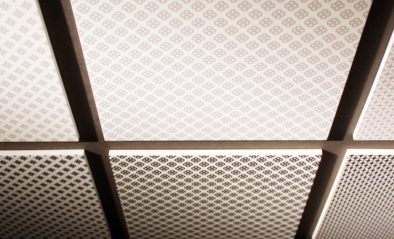 campioni-corian-colorato-piatto-doccia