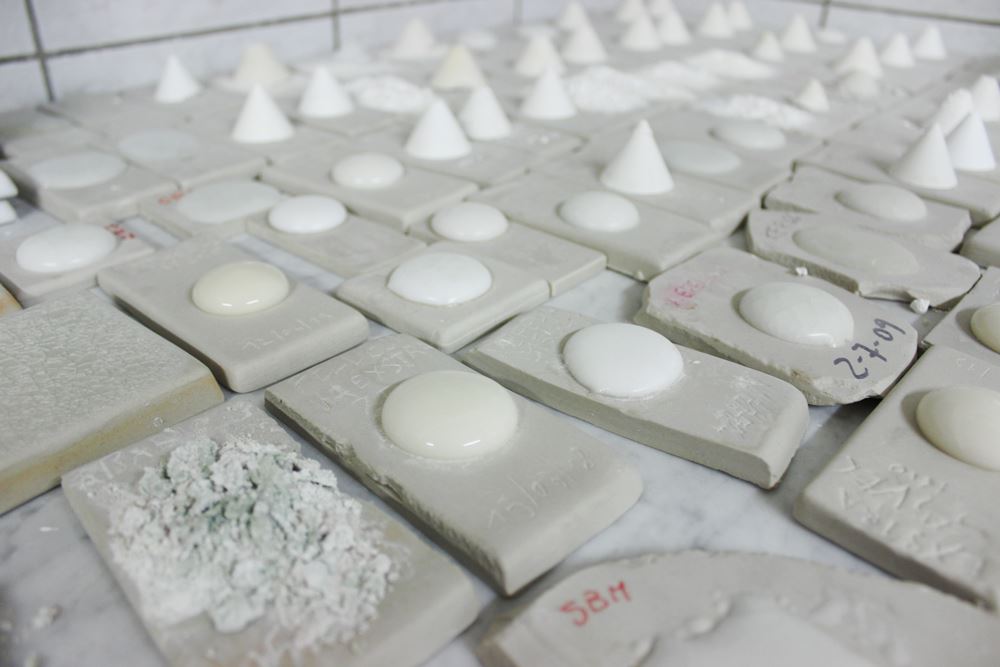 produzione sanitari in ceramica test di laboratorio