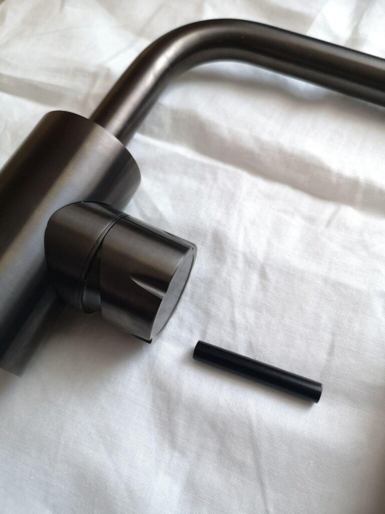 rubinetti acciaio inox neri