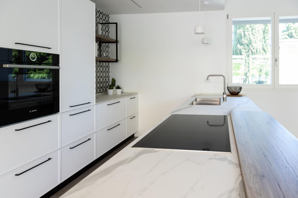 top cucina in hpl opaco effetto marmo calacatta