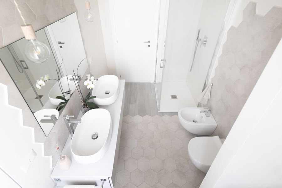 progetto bagno colori neutri e tinte naturali