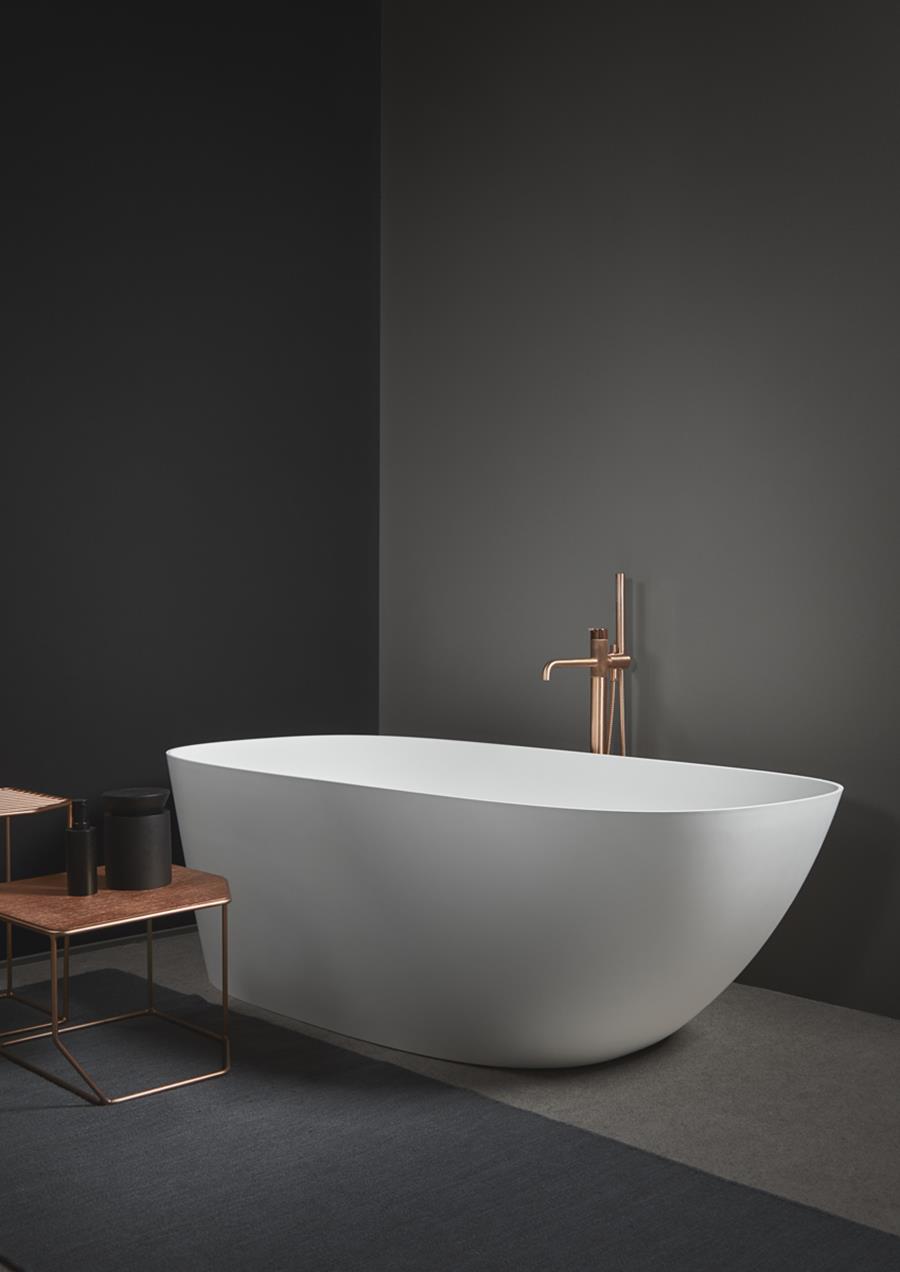 vasca da bagno design centro stanza in Solidsurface: Inbani