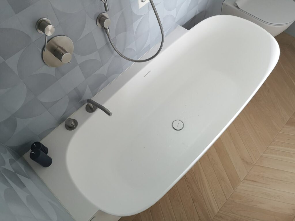 vasca su misura di design